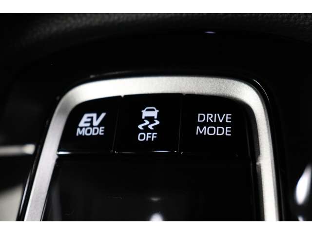 トヨタ カローラクロス　ハイブリッド １．８ ハイブリッド Ｚ R7年 (東海) 99