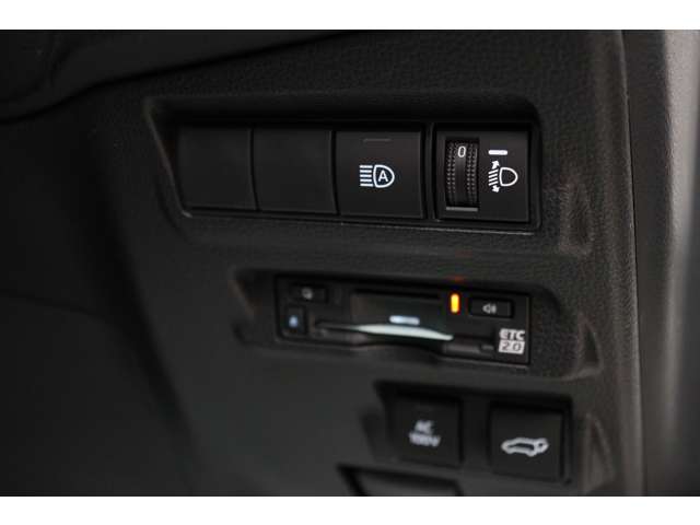 トヨタ カローラクロス　ハイブリッド １．８ ハイブリッド Ｚ R7年 (東海) 99