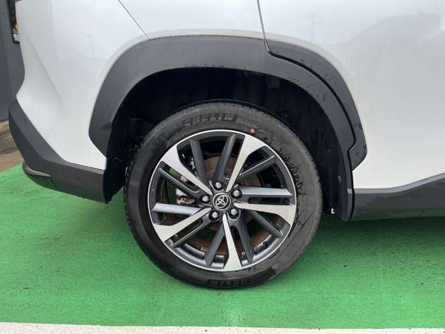 トヨタ カローラクロス　ハイブリッド １．８ ハイブリッド Ｚ Ｅ－ＦＯＵＲ ４ＷＤ R4年 (東海) 99