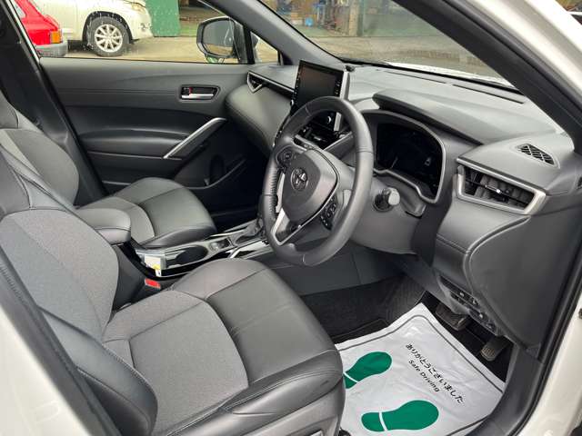 トヨタ カローラクロス　ハイブリッド １．８ ハイブリッド Ｚ Ｅ－ＦＯＵＲ ４ＷＤ R4年 (東海) 99