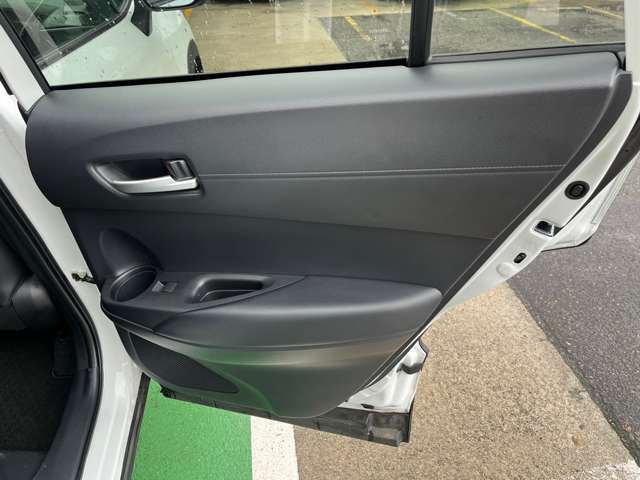 トヨタ カローラクロス　ハイブリッド １．８ ハイブリッド Ｚ Ｅ－ＦＯＵＲ ４ＷＤ R4年 (東海) 99