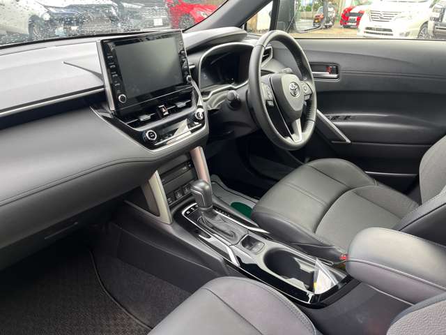 トヨタ カローラクロス　ハイブリッド １．８ ハイブリッド Ｚ Ｅ－ＦＯＵＲ ４ＷＤ R4年 (東海) 99