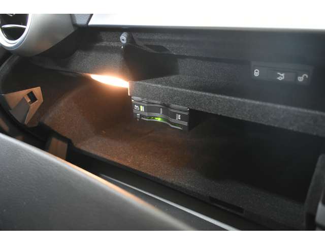 メルセデスベンツ Ｃクラス Ｃ２２０ Ｄ ローレウス エディション ディーゼルターボ H30年 (関東) 99