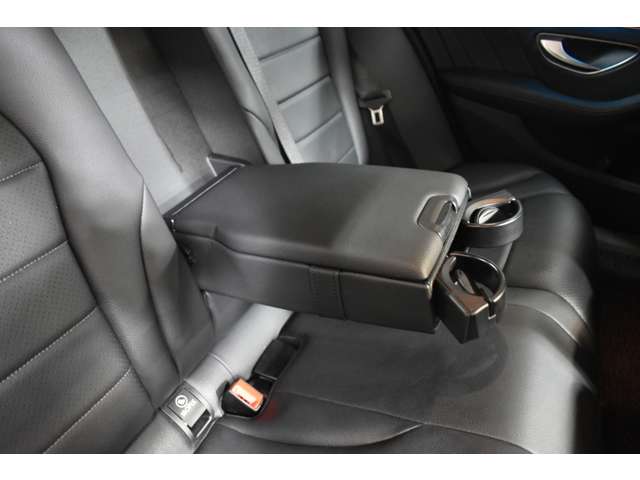 メルセデスベンツ Ｃクラス Ｃ２２０ Ｄ ローレウス エディション ディーゼルターボ H30年 (関東) 99