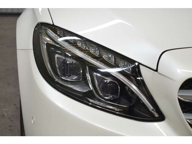 メルセデスベンツ Ｃクラス Ｃ２２０ Ｄ ローレウス エディション ディーゼルターボ H30年 (関東) 99