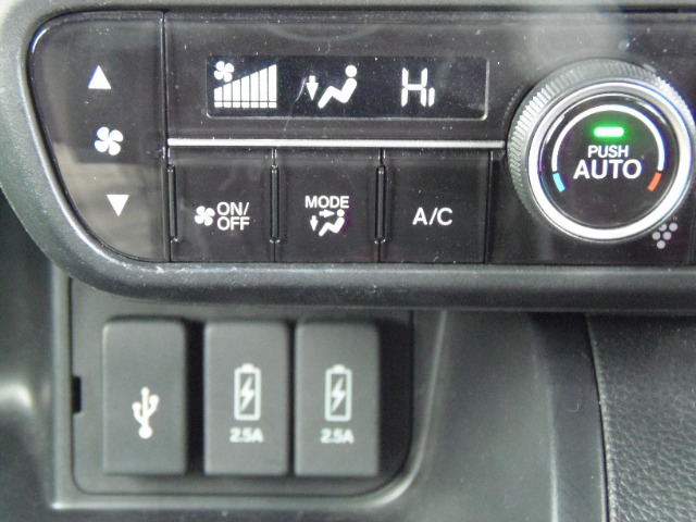 ホンダ Ｎ　ＢＯＸ カスタム ６６０ Ｇ Ｌ ホンダセンシング R2年 (東海) 99