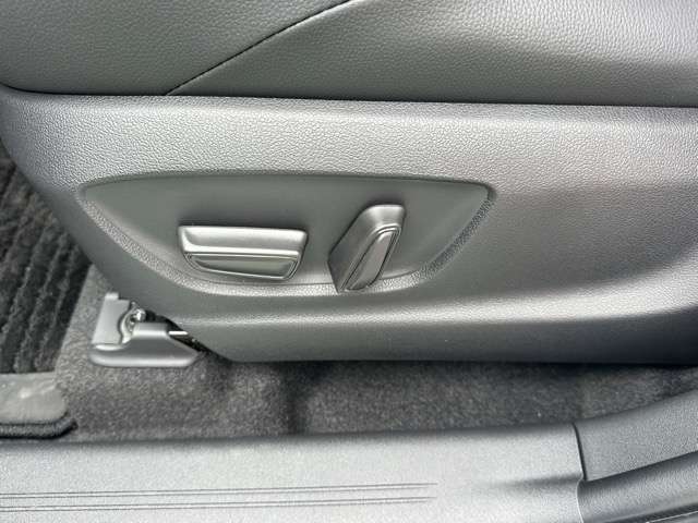 トヨタ ｂＺ４Ｘ Ｚ ４ＷＤ R5年 (東海) 99