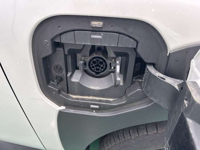 トヨタ ｂＺ４Ｘ Ｚ ４ＷＤ R5年 (東海) 99