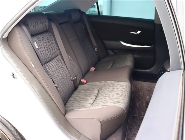 トヨタ クラウンアスリート ２．５ H24年 (関東) 99