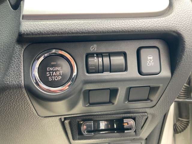 スバル フォレスター ２．０ＸＴ アイサイト ４ＷＤ H25年 (関東) 99