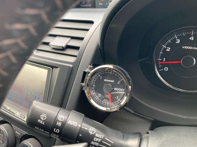 スバル フォレスター ２．０ＸＴ アイサイト ４ＷＤ H25年 (関東) 99