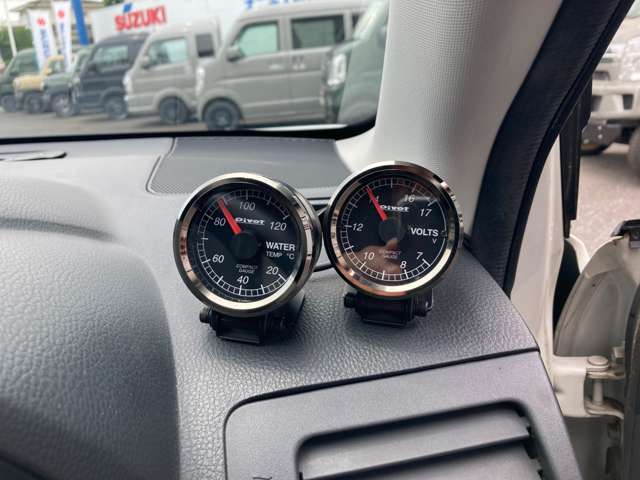 スバル フォレスター ２．０ＸＴ アイサイト ４ＷＤ H25年 (関東) 99