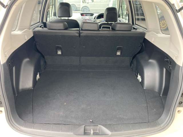 スバル フォレスター ２．０ＸＴ アイサイト ４ＷＤ H25年 (関東) 99