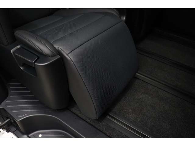 トヨタ アルファード ２．５ Ｓ Ｃパッケージ R4年 (東海) 99