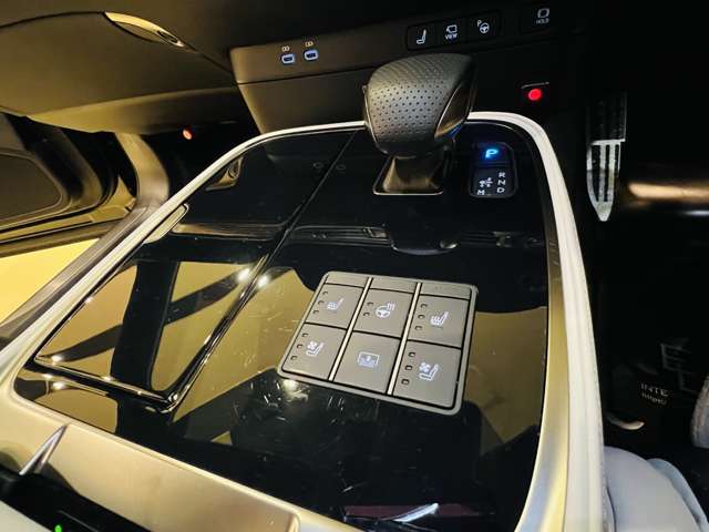 レクサス ＬＳ５００ｈ ５００Ｈ Ｆスポーツ ４ＷＤ R6年 (東海) 99