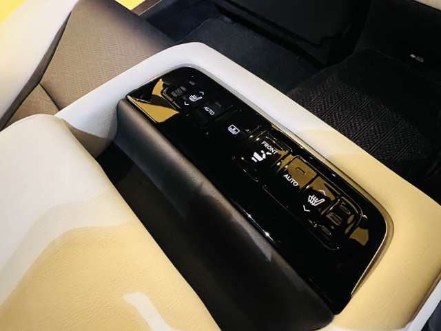 レクサス ＬＳ５００ｈ ５００Ｈ Ｆスポーツ ４ＷＤ R6年 (東海) 99