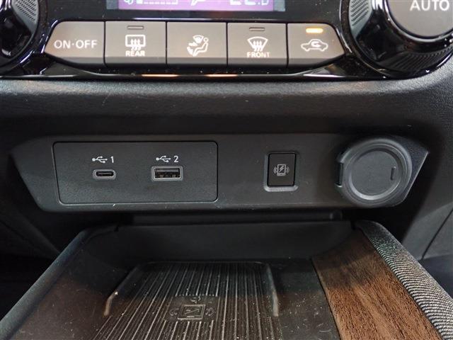 日産 ノートオーラ １．２ Ｇ レザーエディション R5年 (関東) 99