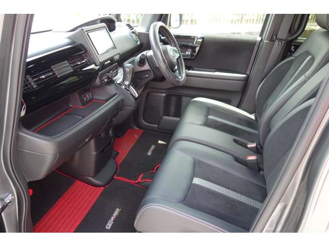 ホンダ Ｎ　ＢＯＸ カスタム ６６０ Ｌ ターボ R3年 () 99