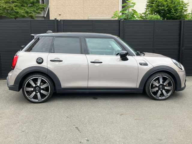 ミニ ミニ クーパーＳ ５ドア ＤＣＴ R4年 (近畿) 99