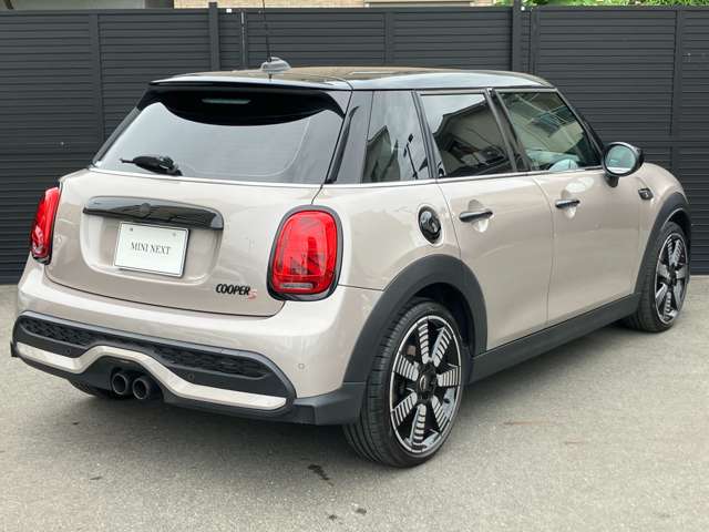 ミニ ミニ クーパーＳ ５ドア ＤＣＴ R4年 (近畿) 99