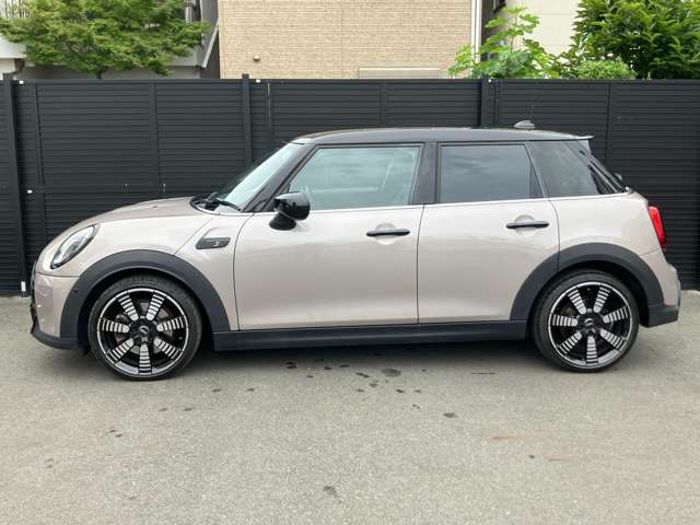 ミニ ミニ クーパーＳ ５ドア ＤＣＴ R4年 (近畿) 99