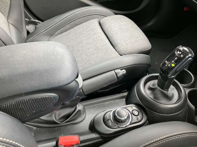 ミニ ミニ クーパーＳ ５ドア ＤＣＴ R4年 (近畿) 99