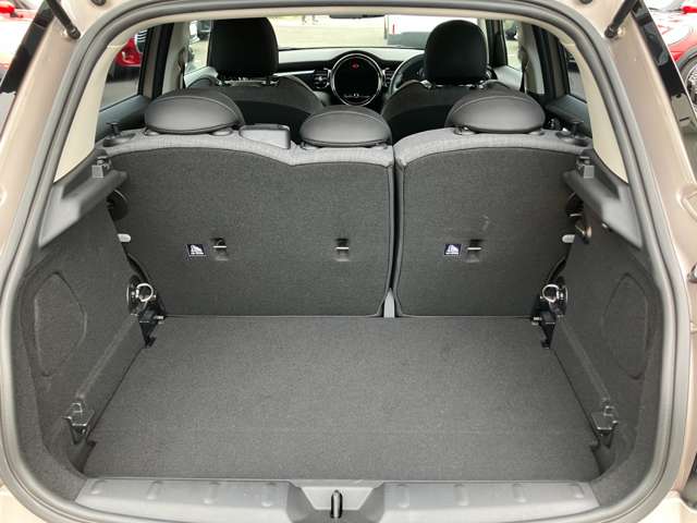 ミニ ミニ クーパーＳ ５ドア ＤＣＴ R4年 (近畿) 99