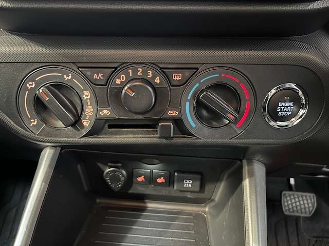 トヨタ ライズ １．０ Ｘ ４ＷＤ R5年 (北海道) 99