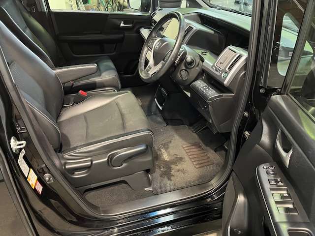 ホンダ ステップワゴン　スパーダ ２．０ スパーダ Ｚ クールスピリット ４ＷＤ H25年 (北海道) 99