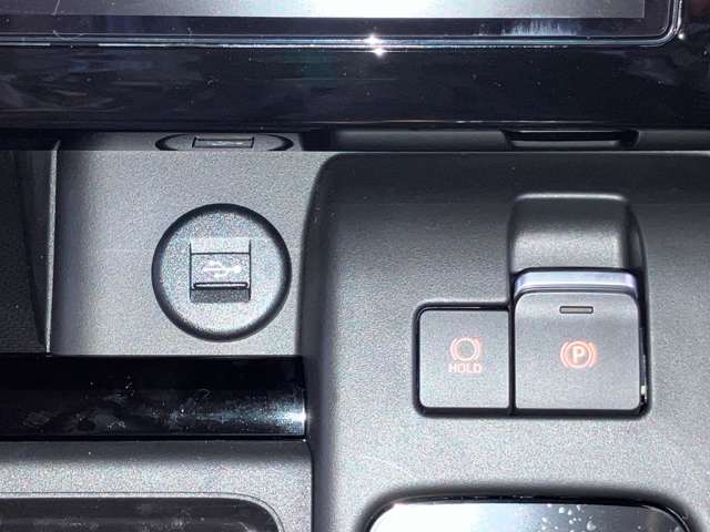 スズキ スペーシア　ギア ６６０ カスタム ハイブリッド ＸＳターボ ４ＷＤ R7年 (北海道) 99