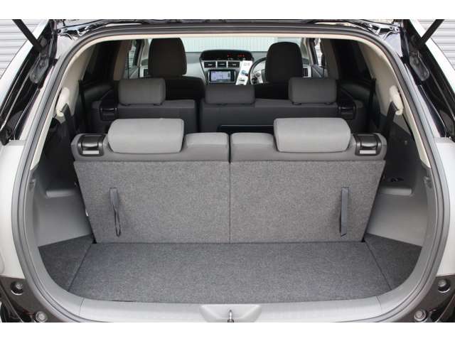 トヨタ プリウスΑ １．８ Ｓ ツーリングセレクション H25年 (関東) 99