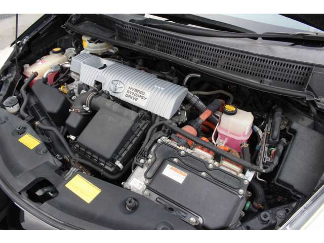 トヨタ プリウスΑ １．８ Ｓ ツーリングセレクション H25年 (関東) 99