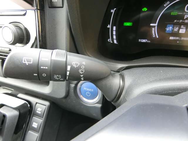 トヨタ シエンタ　ハイブリッド ハイブリッド １．５ Ｚ R5年 (中国) 99