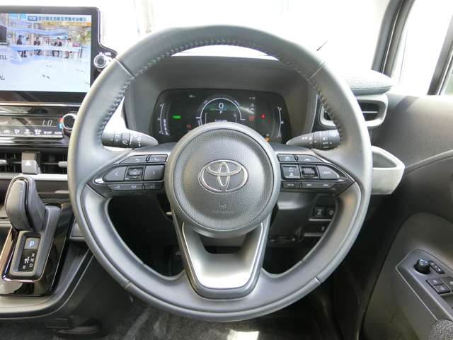 トヨタ シエンタ　ハイブリッド ハイブリッド １．５ Ｚ R5年 (中国) 99