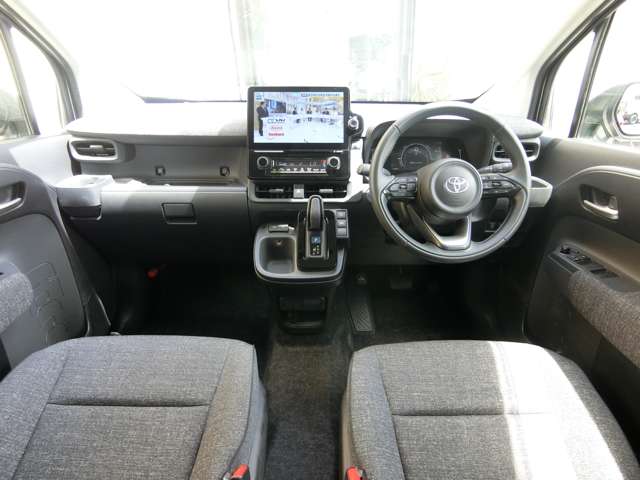 トヨタ シエンタ　ハイブリッド ハイブリッド １．５ Ｚ R5年 (中国) 99