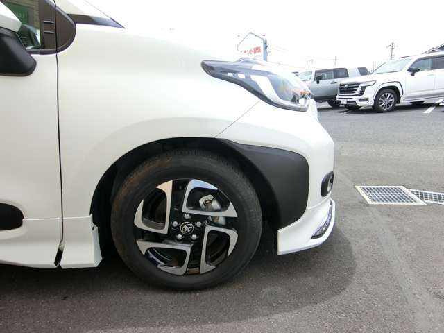 トヨタ シエンタ　ハイブリッド ハイブリッド １．５ Ｚ R5年 (中国) 99