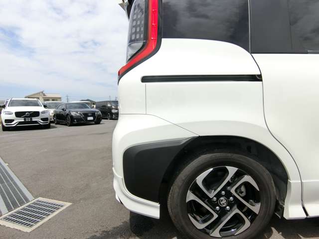 トヨタ シエンタ　ハイブリッド ハイブリッド １．５ Ｚ R5年 (中国) 99