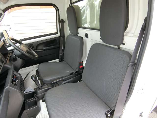 ダイハツ ハイゼットトラック ６６０ カラー鋼板簡易保冷車 ハイルーフ H27年 (中国) 99