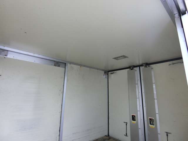 ダイハツ ハイゼットトラック ６６０ カラー鋼板簡易保冷車 ハイルーフ H27年 (中国) 99