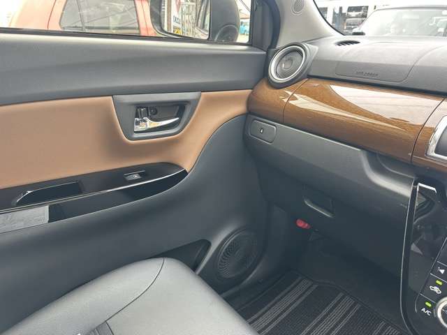 トヨタ ピクシス　ジョイ　Ｆ Ｆ ６６０ Ｇ ＳＡＩＩＩ プライムコレクション R3年 (東海) 99