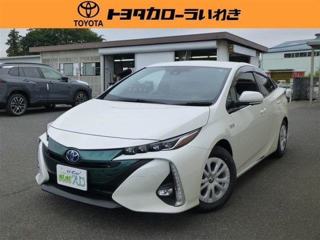 トヨタ プリウスＰＨＶ １．８ Ａ プレミアム H29年 (東北) 99