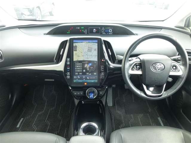 トヨタ プリウスＰＨＶ １．８ Ａ プレミアム H29年 (東北) 99