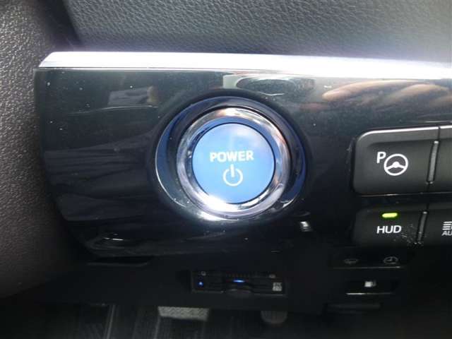 トヨタ プリウスＰＨＶ １．８ Ａ プレミアム H29年 (東北) 99