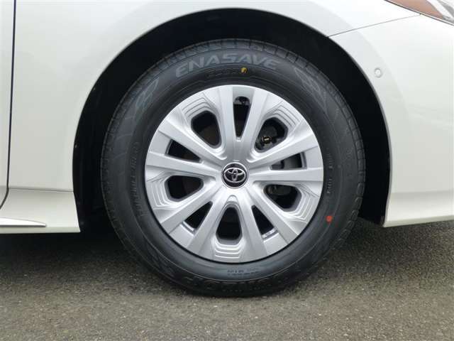 トヨタ プリウスＰＨＶ １．８ Ａ プレミアム H29年 (東北) 99