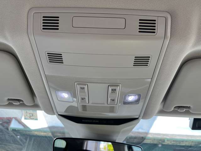 フォルクスワーゲン Ｔ－ＲＯＣ ＴＳＩ スタイル R5年 (東海) 99