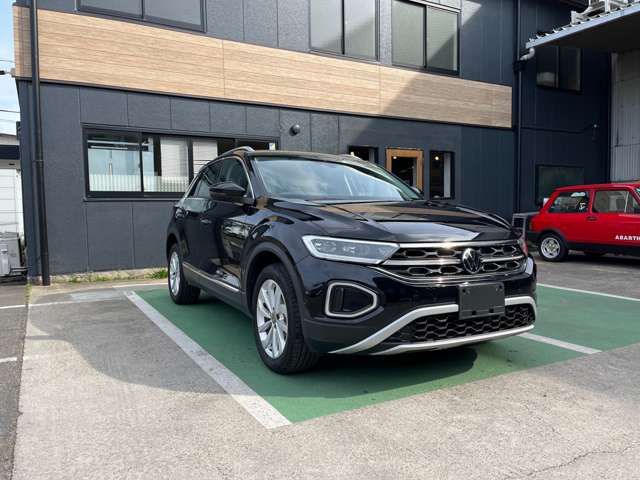 フォルクスワーゲン Ｔ－ＲＯＣ ＴＳＩ スタイル R5年 (東海) 99