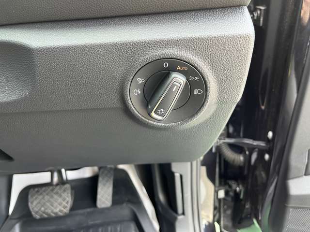 フォルクスワーゲン Ｔ－ＲＯＣ ＴＳＩ スタイル R5年 (東海) 99