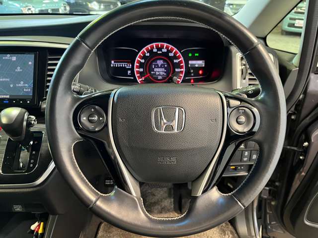 ホンダ オデッセイ ２．４ アブソルート ４ＷＤ H26年 (北海道) 99