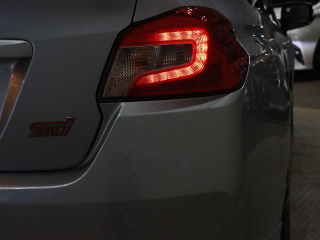 スバル ＷＲＸ　ＳＴＩ ＳＴＩ ２．０ ４ＷＤ H30年 (関東) 99