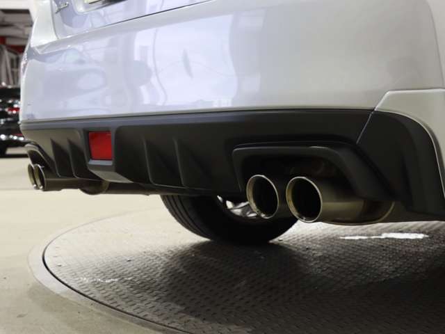 スバル ＷＲＸ　ＳＴＩ ＳＴＩ ２．０ ４ＷＤ H30年 (関東) 99